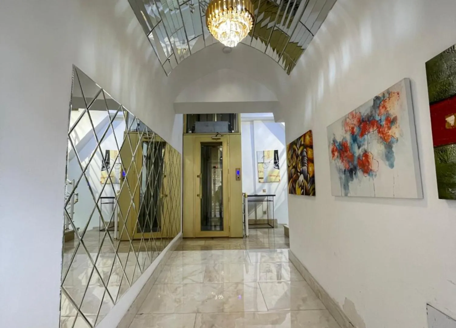 Grand Mirror Hotel Baku